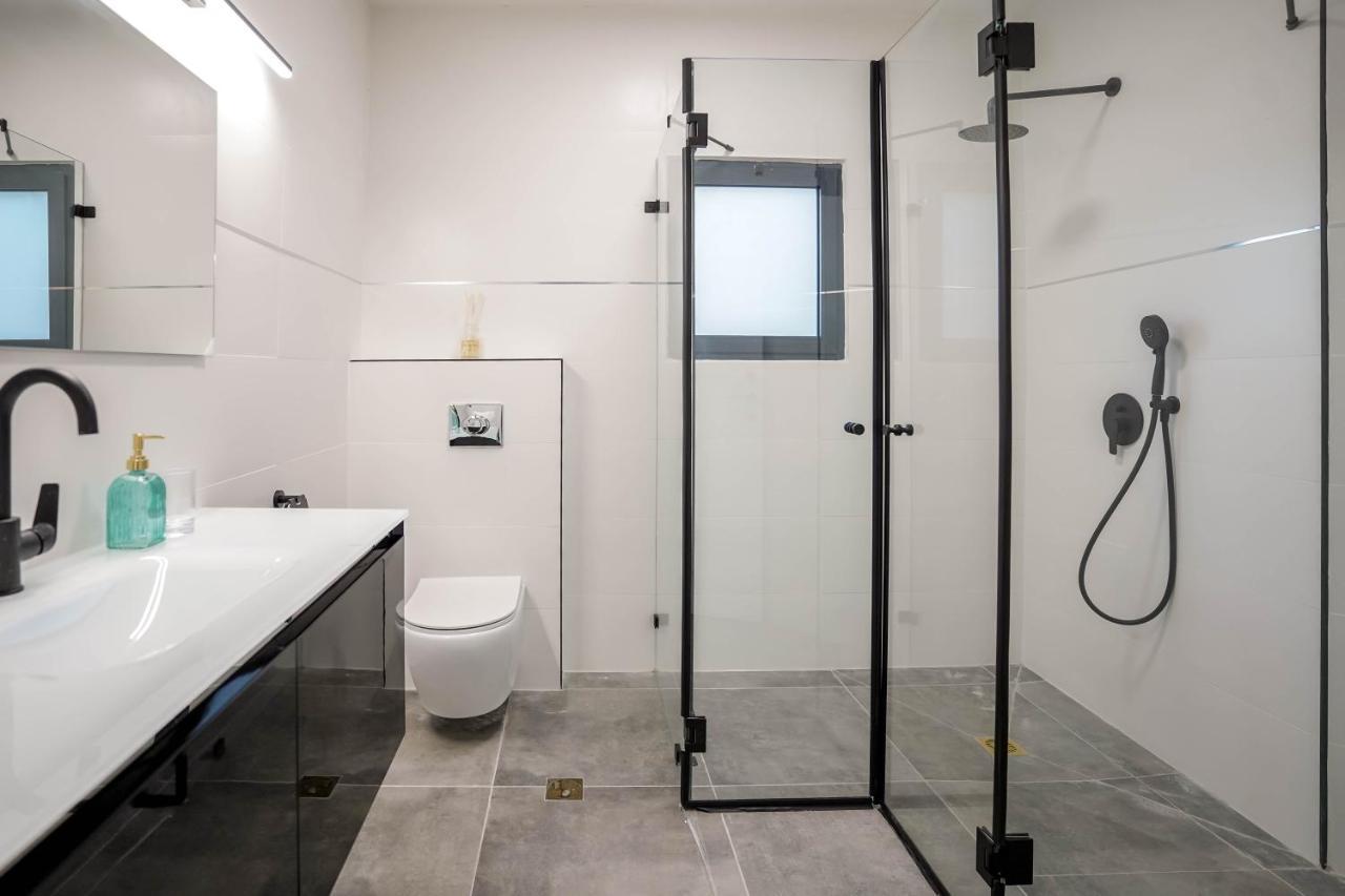 וילה רוני בריכה מחוממת Villa Roni Heated Pool 엘라트 외부 사진