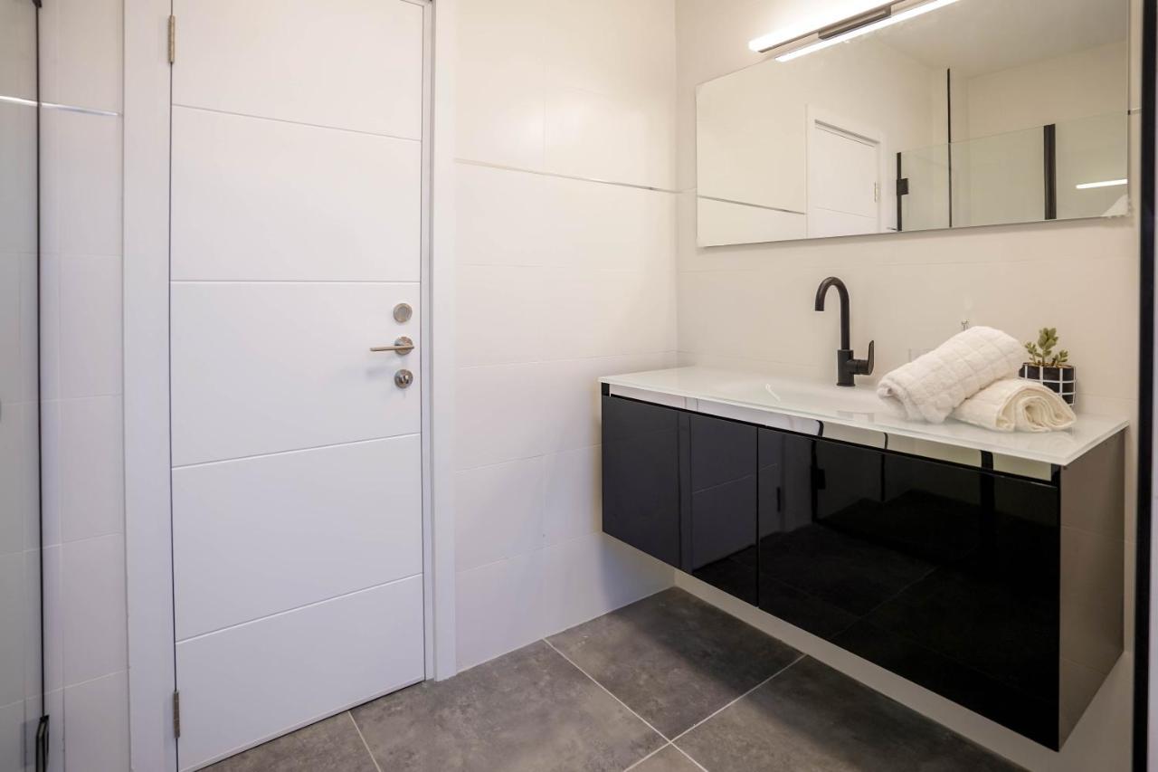 וילה רוני בריכה מחוממת Villa Roni Heated Pool 엘라트 외부 사진