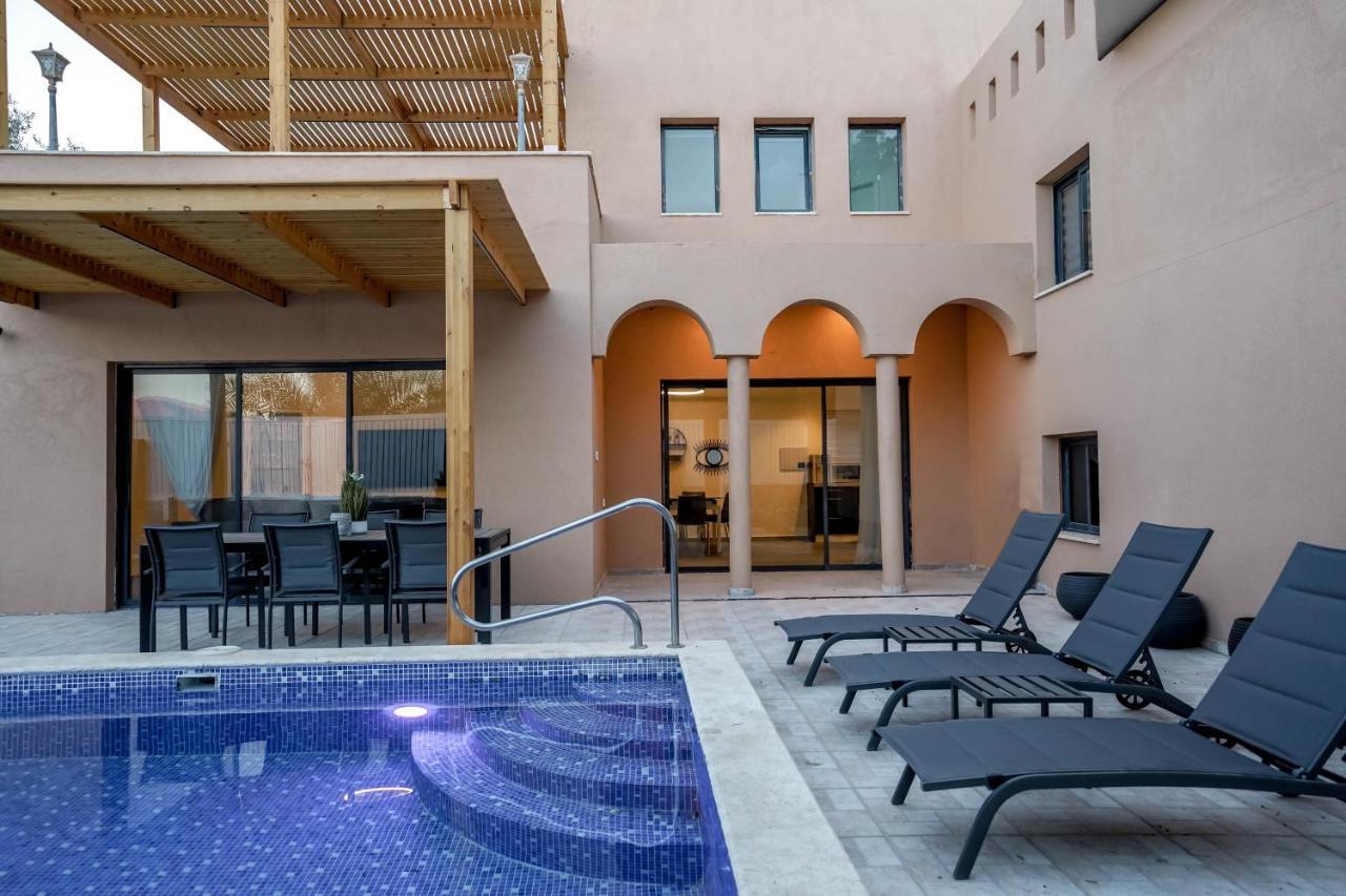 וילה רוני בריכה מחוממת Villa Roni Heated Pool 엘라트 외부 사진